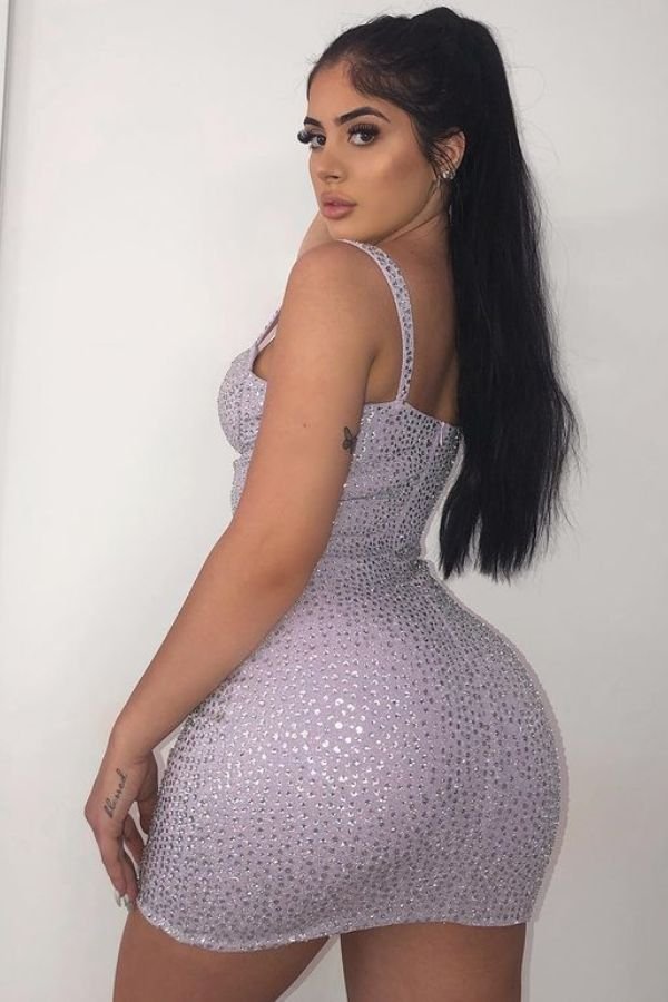 russian escorts in Chittaranjan Park